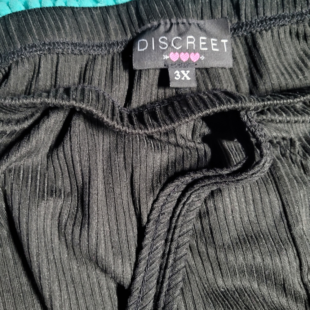 Discreet Black Ribbed Leggings - 3X